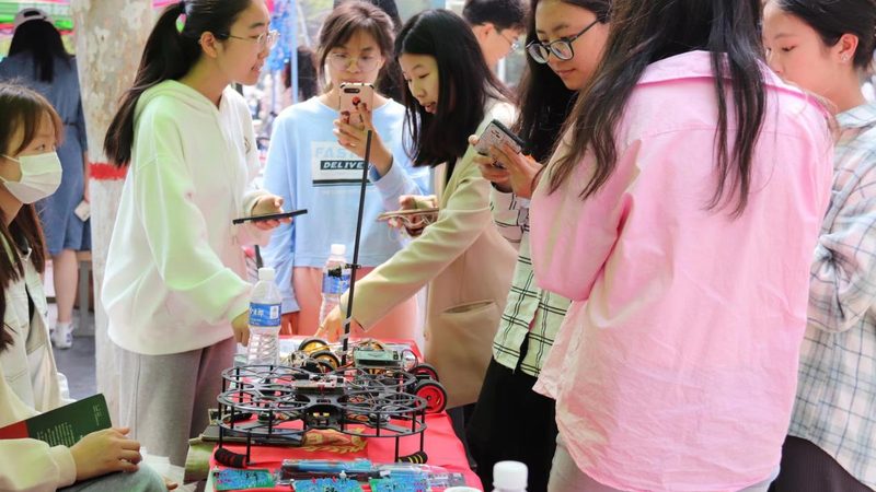 OA协同办公：揭秘其优势与定制方案